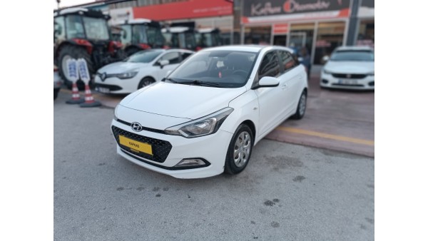 300.000 TL PEŞİNATLA //KREDİLİ//SENETLİ //KREDİ KARTINA 12 AY TAKSİTLE// SATIŞ İMKANI (2015 MODEL HYUNDAİ İ-20 OTOMATİK)